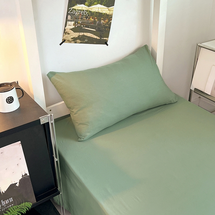 91家纺网 家纺一手货源 找家纺 贝拉梦家纺 2024新款褶皱炒鸡糯纯色水洗棉学生床三件套 庭芜绿