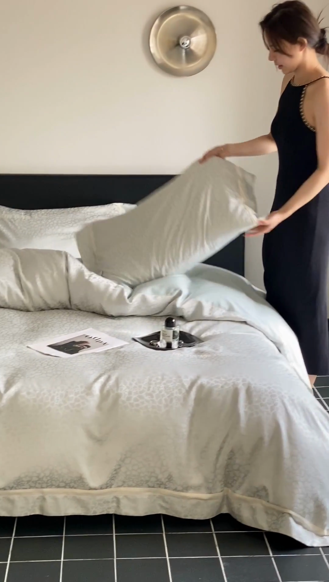 91家纺网 家纺一手货源 找家纺 （总）MIU缪家居 2024新款100支全棉高精密金银线色织提花四件套-慵懒之豹