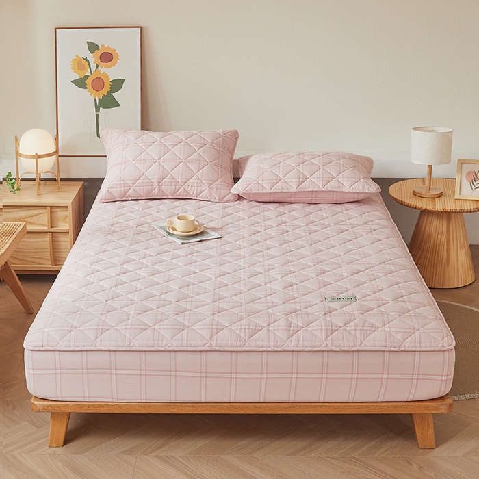 91家纺网 家纺一手货源 找家纺 3C 2024新款全棉水洗棉色织大豆夹棉抗菌床笠 半夏浅粉