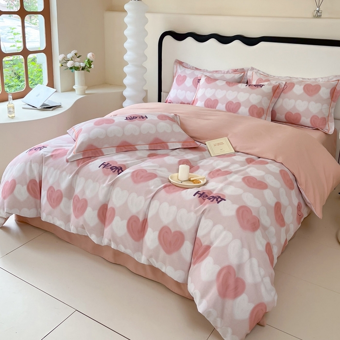 91家纺网 家纺一手货源 找家纺 艾迪尚家纺 2025新款生态全棉磨毛印花四件套--单被套 心心相印-粉