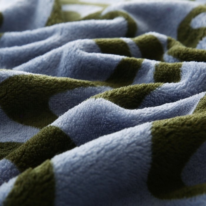 91家纺网 家纺一手货源 找家纺 巴木赫 2024新款法兰绒舒棉绒熊猫绒毛毯 鸭青