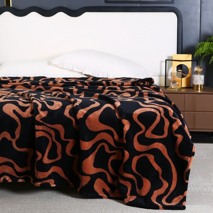 91家纺网 家纺一手货源 找家纺 巴木赫 2024新款法兰绒舒棉绒熊猫绒毛毯 黑茶色