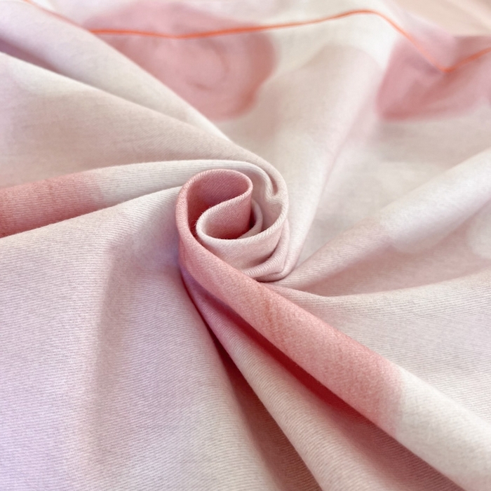 91家纺网 家纺一手货源 找家纺 艾迪尚家纺 2025新款生态全棉磨毛印花四件套 心心相印-粉