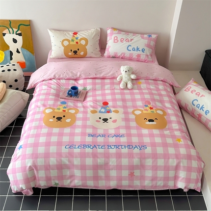 91家纺网 家纺一手货源 找家纺 桃喜 2024新款全棉大版卡通混搭四件套 蛋糕小熊粉