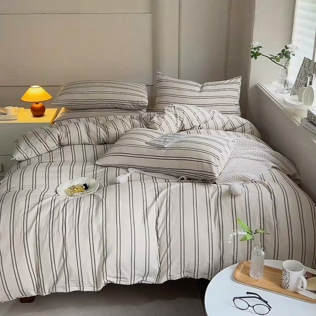 91家纺网 家纺一手货源 找家纺 多品家纺 2024新款宜家风无印风水洗棉印花四件套   幻影