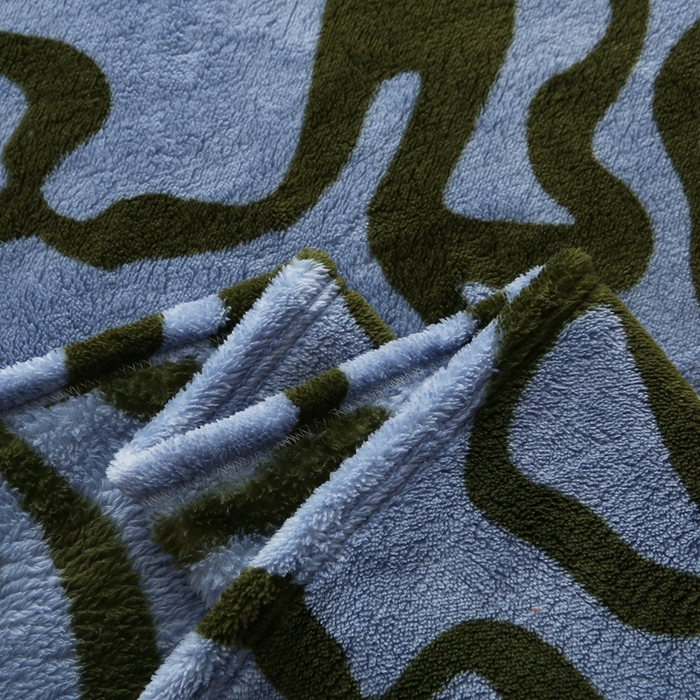 91家纺网 家纺一手货源 找家纺 巴木赫 2024新款法兰绒舒棉绒熊猫绒毛毯 鸭青