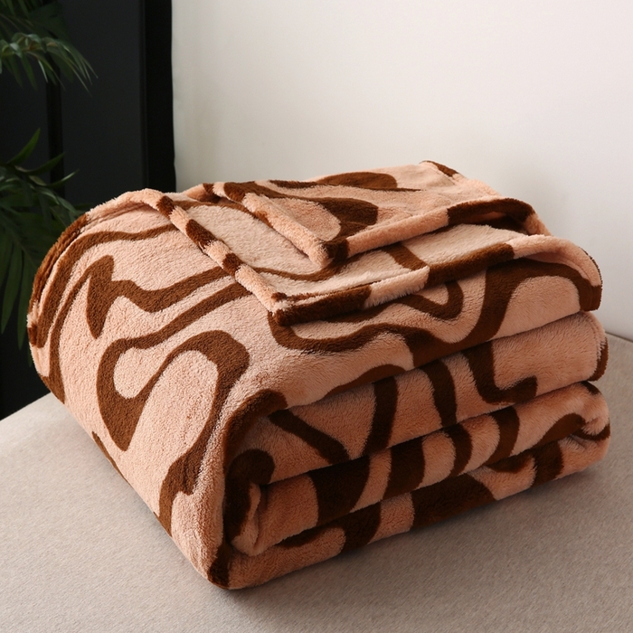 91家纺网 家纺一手货源 找家纺 巴木赫 2024新款法兰绒舒棉绒熊猫绒毛毯 驼咖