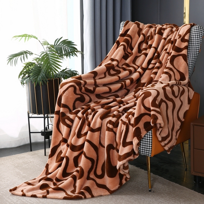 91家纺网 家纺一手货源 找家纺 巴木赫 2024新款法兰绒舒棉绒熊猫绒毛毯 驼咖