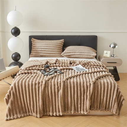 雅萱家纺 2024新款兔毛绒毯系列 兔毛绒浅咖