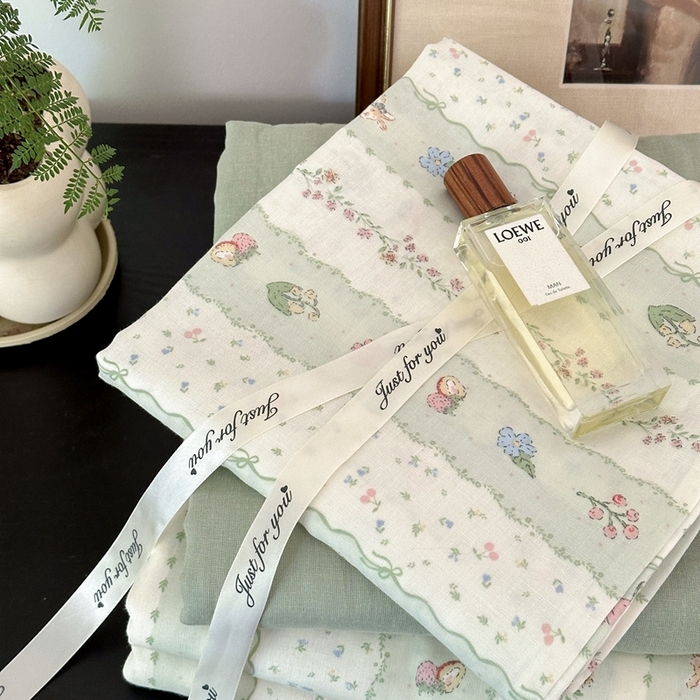 91家纺网 家纺一手货源 找家纺 吉象家纺 2024新款双层纱四件套叠拍 草莓小兔