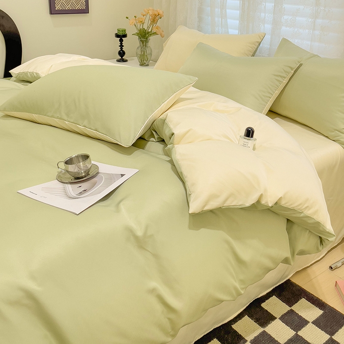 91家纺网 家纺一手货源 找家纺 维娜斯家纺 2024新款水洗冰丝轻奢款纯色拼色系列四件套 茶绿+奶昔白