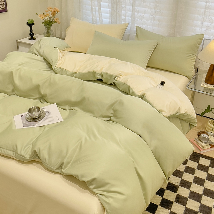 91家纺网 家纺一手货源 找家纺 维娜斯家纺 2024新款水洗冰丝轻奢款纯色拼色系列四件套 茶绿+奶昔白