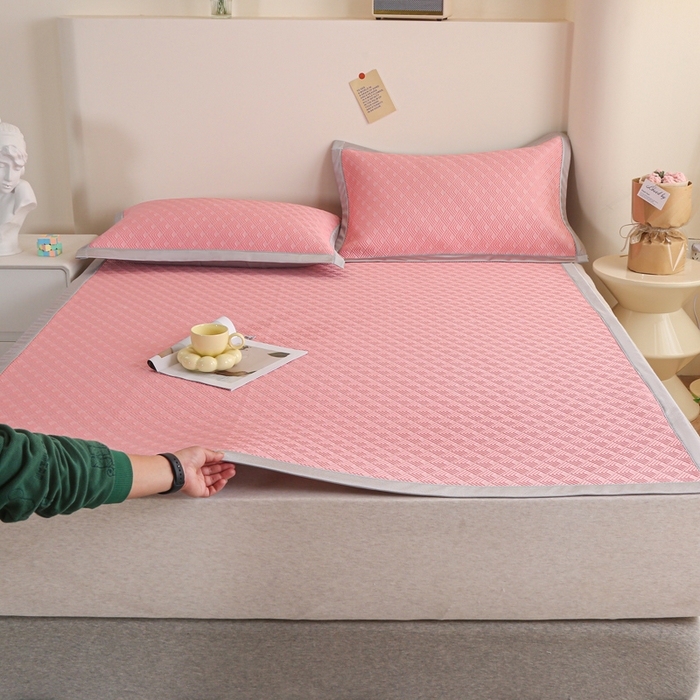 91家纺网 家纺一手货源 找家纺 （总）畅畅家纺 2024新款冰豆豆凉豆豆3D复合PE凉席凉感丝夏季凉席床单款