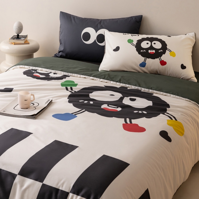 91家纺网 家纺一手货源 找家纺 雅居纺家纺 2024新款全棉印花13372大版四件套 小煤球伙伴