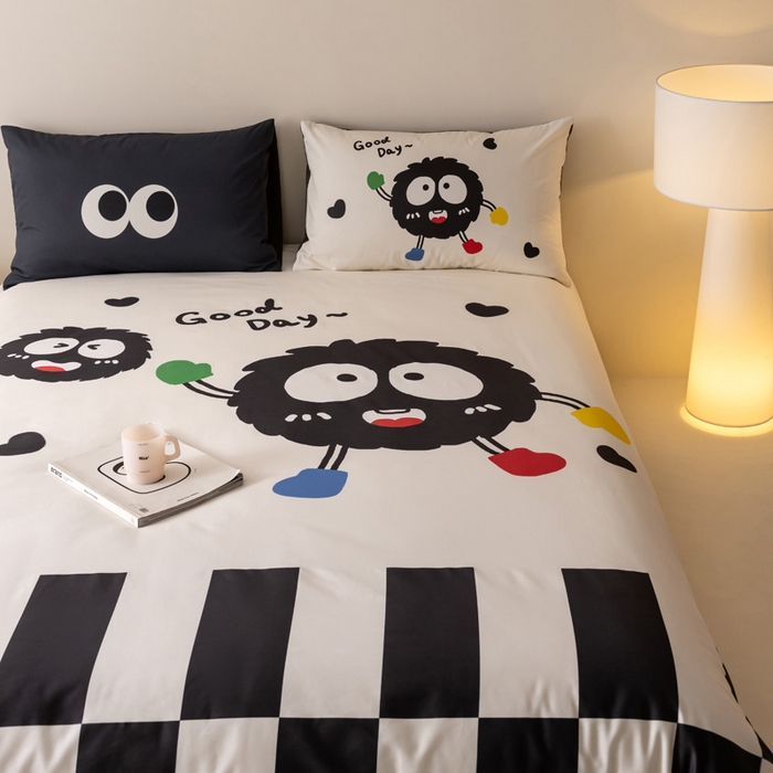 91家纺网 家纺一手货源 找家纺 雅居纺家纺 2024新款全棉印花13372大版四件套 小煤球伙伴