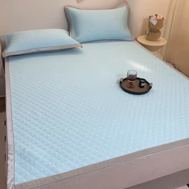 91家纺网 家纺一手货源 找家纺 畅畅家纺 2024新款冰豆豆凉豆豆3D复合PE凉席凉感丝夏季凉席床单款 轻奢绿