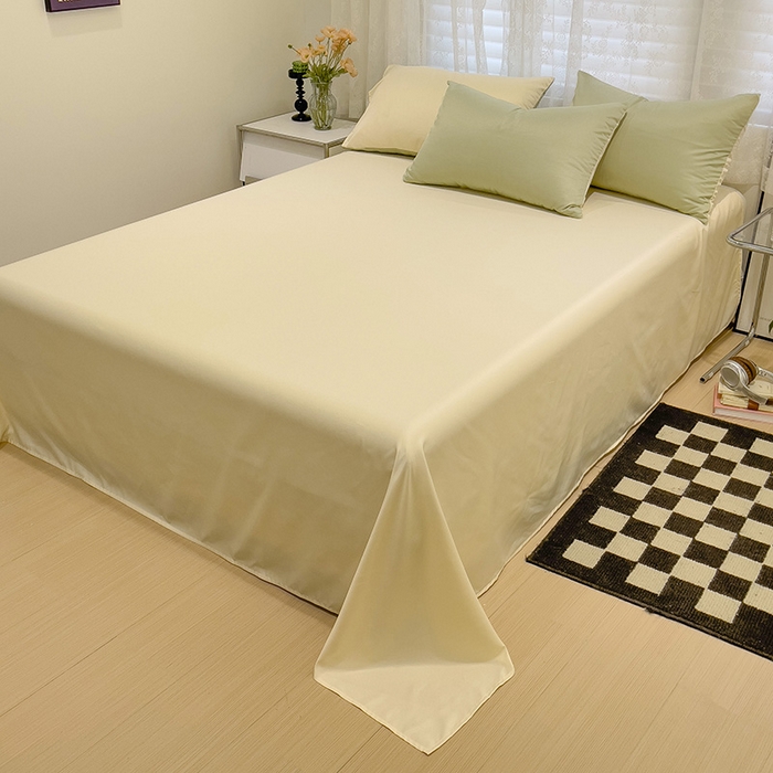 91家纺网 家纺一手货源 找家纺 维娜斯家纺 2024新款水洗冰丝轻奢款纯色拼色系列四件套 茶绿+奶昔白