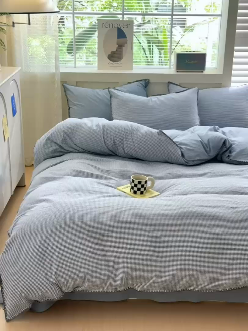 91家纺网 家纺一手货源 找家纺 宜家坊 2024新款A类全棉色织水洗棉贝壳边绣三角针工艺四件套可定制 遇见-浅蓝