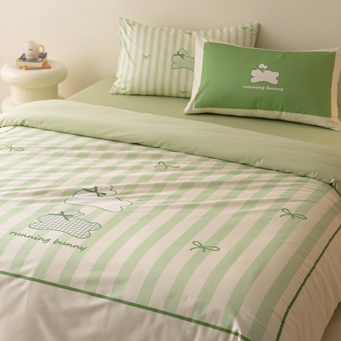 91家纺网 家纺一手货源 找家纺 雅居纺家纺 2024新款全棉印花13372大版四件套 奔跑小兔