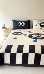 91家纺网 家纺一手货源 找家纺 雅居纺家纺 2024新款全棉印花13372大版四件套 小煤球伙伴