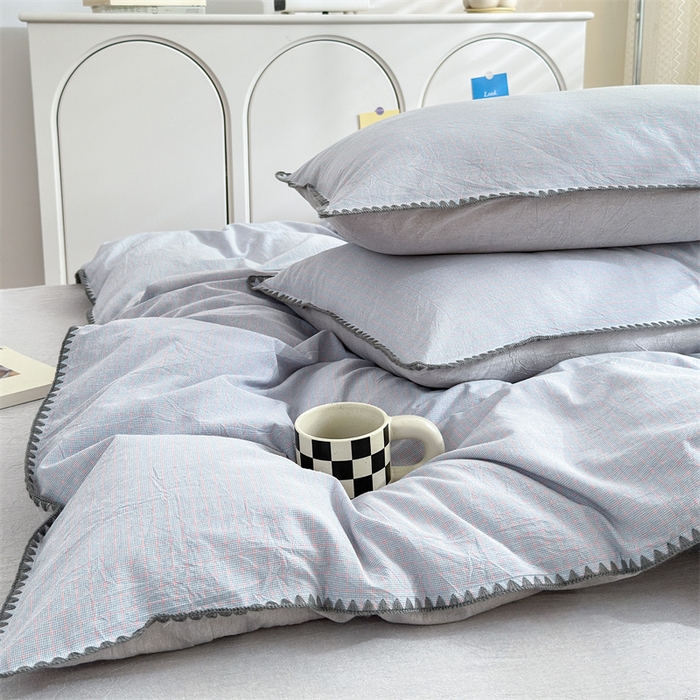 91家纺网 家纺一手货源 找家纺 宜家坊 2024新款A类全棉色织水洗棉贝壳边绣三角针工艺四件套可定制 星语-浅灰