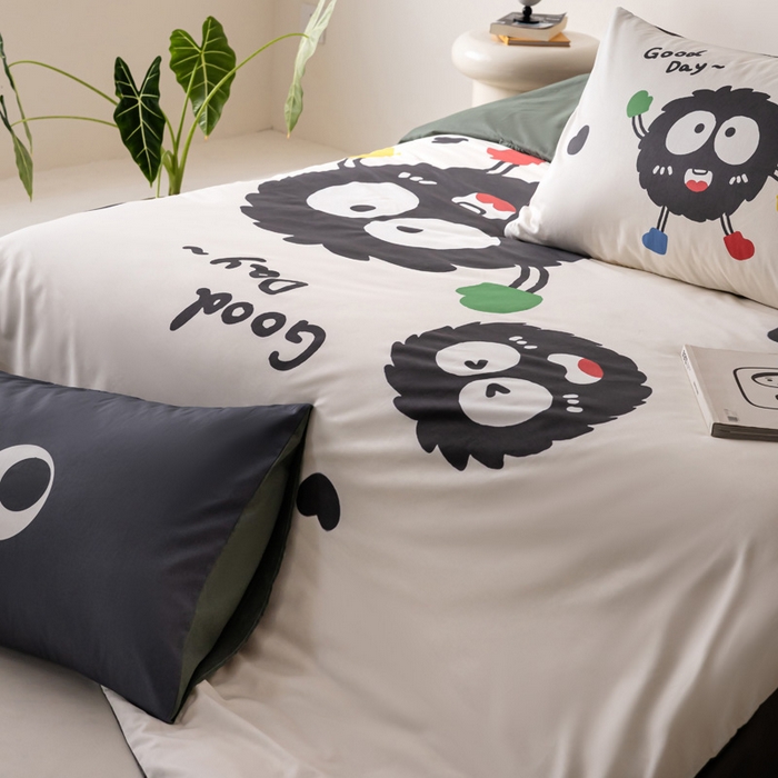 91家纺网 家纺一手货源 找家纺 雅居纺家纺 2024新款全棉印花13372大版四件套 小煤球伙伴