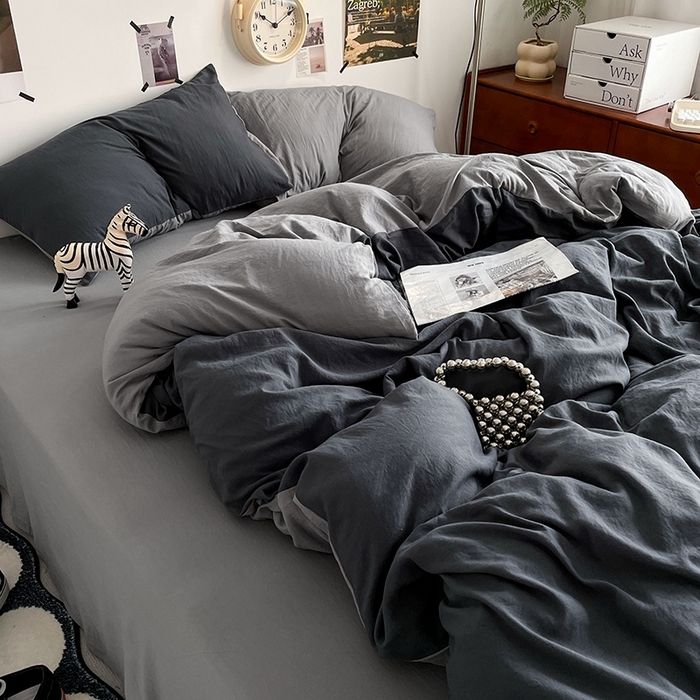 91家纺网 家纺一手货源 找家纺 卡迪熊家纺 2024新款ins风超柔褶皱亲肤磨毛水洗m四件套双拼系列-风格2 深浅灰