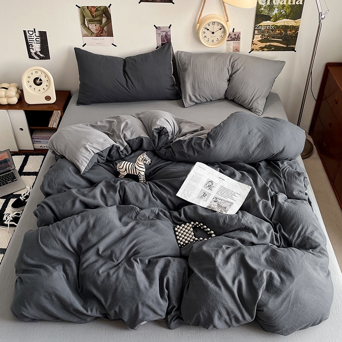 91家纺网 家纺一手货源 找家纺 卡迪熊家纺 2024新款ins风超柔褶皱亲肤磨毛水洗m四件套双拼系列-风格2 深浅灰