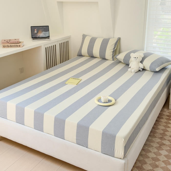 91家纺网 家纺一手货源 找家纺 金丝鸟家纺 2024新款A类全棉色织水洗棉床笠系列 蓝灰大竖条