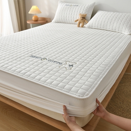 91家纺网 家纺一手货源 找家纺 （总）索弗莱家纺 2024新款色织全棉水洗棉刺绣款棉花床笠