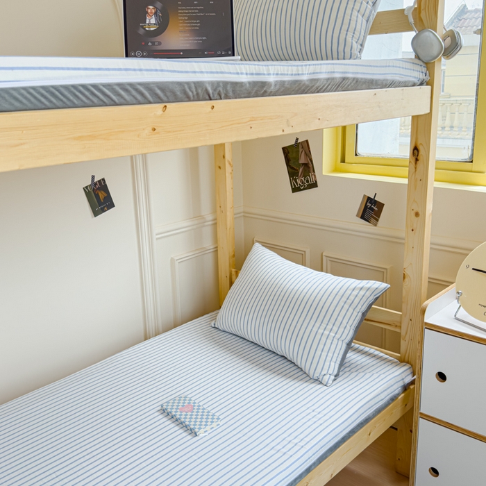 91家纺网 家纺一手货源 找家纺 金丝鸟家纺 2024新款全棉色织水洗棉水晶绒床垫套 蓝色中条