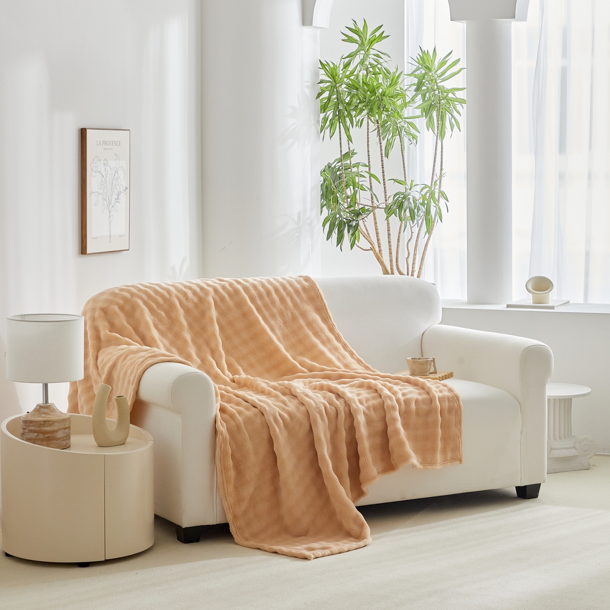 91家纺网 家纺一手货源 找家纺 巴木赫 2024新款法兰绒泡泡卷边毯子毛毯 驼色