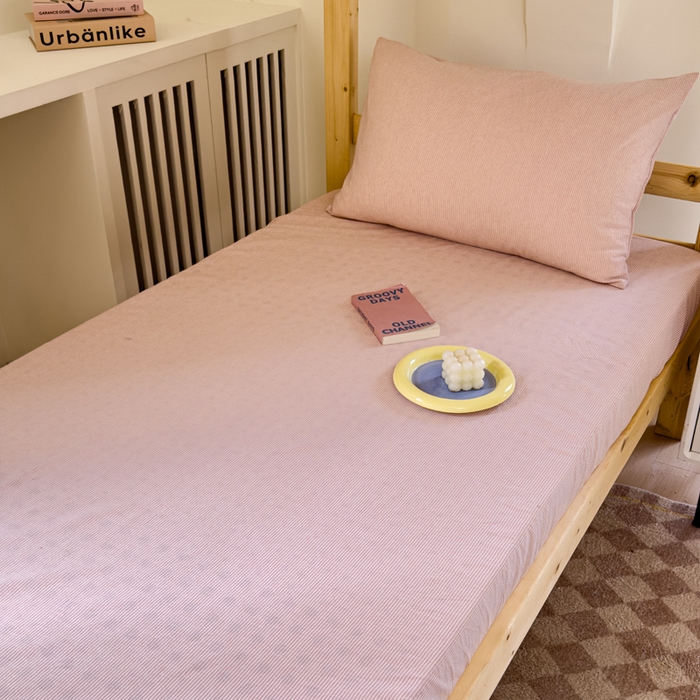 91家纺网 家纺一手货源 找家纺 金丝鸟家纺 2024新款A类全棉色织水洗棉单床笠系列（学生床） 粉细条