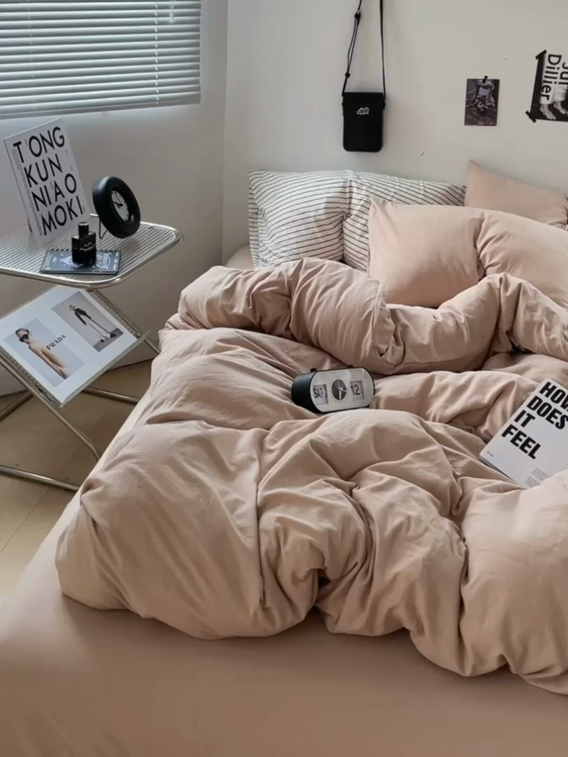 91家纺网 家纺一手货源 找家纺 卡迪熊家纺 2024新款ins风超柔褶皱亲肤磨毛水洗m四件套纯色系列-风格2 奶茶