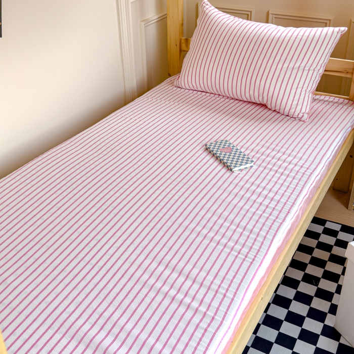 91家纺网 家纺一手货源 找家纺 金丝鸟家纺 2024新款全棉色织水洗棉水晶绒床垫套 玫红中条