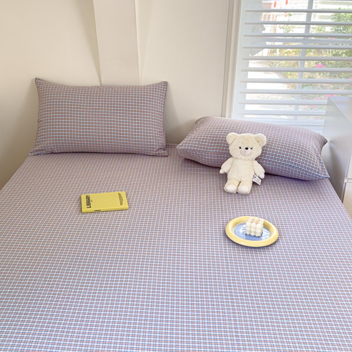 91家纺网 家纺一手货源 找家纺 金丝鸟家纺 2024新款A类全棉色织水洗棉床笠系列 蓝红田格