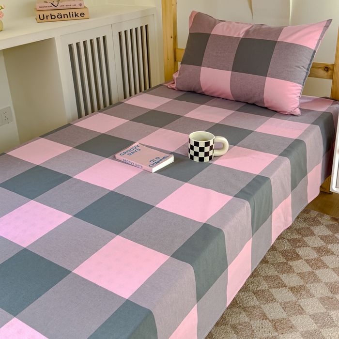 91家纺网 家纺一手货源 找家纺 金丝鸟家纺 2024新款A类全棉色织水洗棉单床单系列（学生床） 粉大格