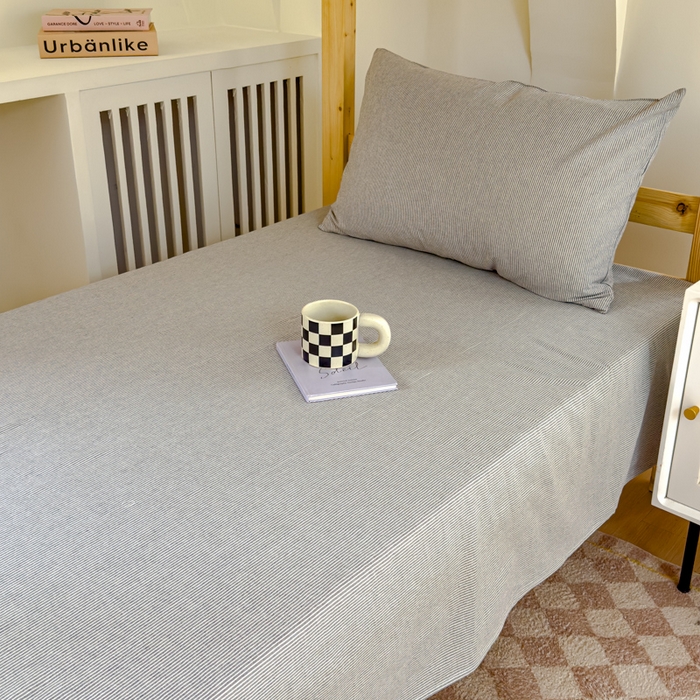 91家纺网 家纺一手货源 找家纺 金丝鸟家纺 2024新款A类全棉色织水洗棉单床单系列（学生床） 灰细条