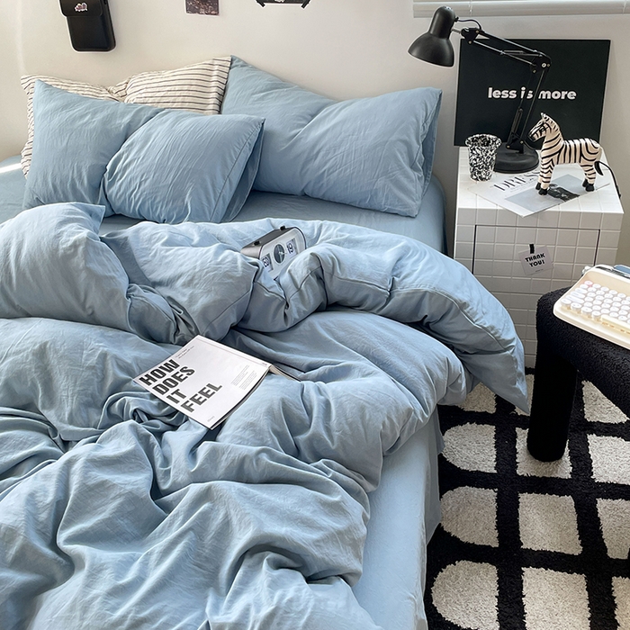 91家纺网 家纺一手货源 找家纺 卡迪熊家纺 2024新款ins风超柔褶皱亲肤磨毛水洗m四件套纯色系列-风格2 奶油蓝