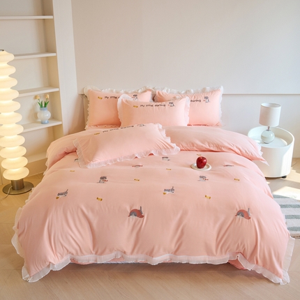 91家纺网 家纺一手货源 找家纺 （总）梧桐家居 2024新款全棉磨毛刺绣四件套-糖果小猫