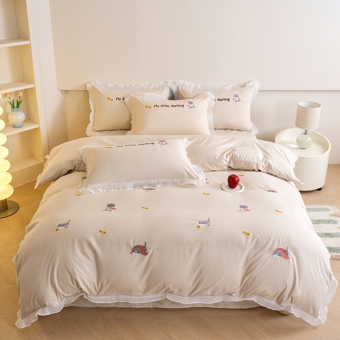 91家纺网 家纺一手货源 找家纺 梧桐家居 2024新款全棉磨毛刺绣四件套-糖果小猫 糖果小猫-米白