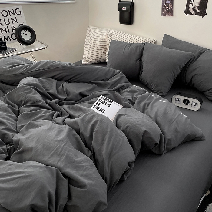 91家纺网 家纺一手货源 找家纺 卡迪熊家纺 2024新款ins风超柔褶皱亲肤磨毛水洗m四件套纯色系列-风格2 布鲁灰