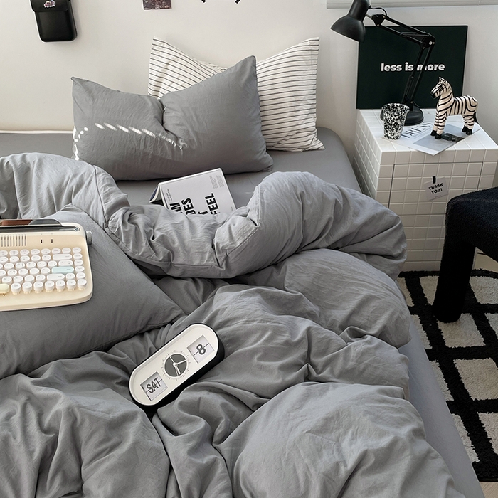 91家纺网 家纺一手货源 找家纺 卡迪熊家纺 2024新款ins风超柔褶皱亲肤磨毛水洗m四件套纯色系列-风格2 流光灰