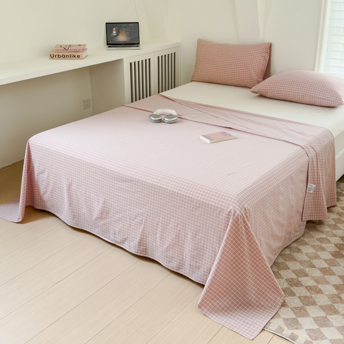 91家纺网 家纺一手货源 找家纺 金丝鸟家纺 2024新款A类全棉色织水洗棉单床单系列 红色蓝条田格