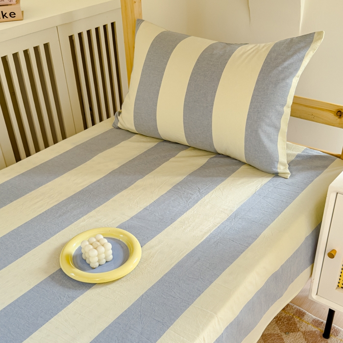 91家纺网 家纺一手货源 找家纺 金丝鸟家纺 2024新款A类全棉色织水洗棉单床单系列（学生床） 蓝灰大竖条