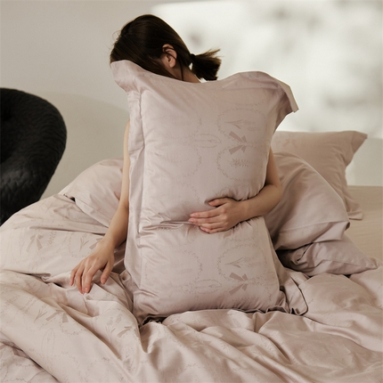 8小时家纺 2024新款50s贡缎长绒棉提花系列四件套 粉黛