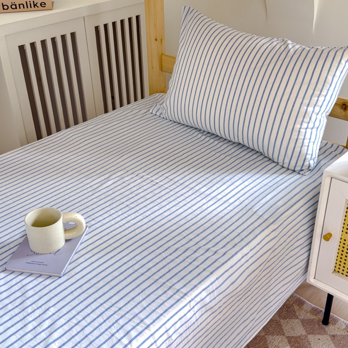 91家纺网 家纺一手货源 找家纺 金丝鸟家纺 2024新款A类全棉色织水洗棉单床单系列（学生床） 蓝色中条