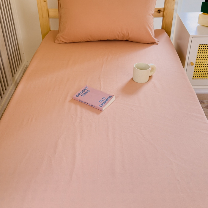 91家纺网 家纺一手货源 找家纺 金丝鸟家纺 2024新款A类全棉色织水洗棉单床笠系列（学生床） 驼色