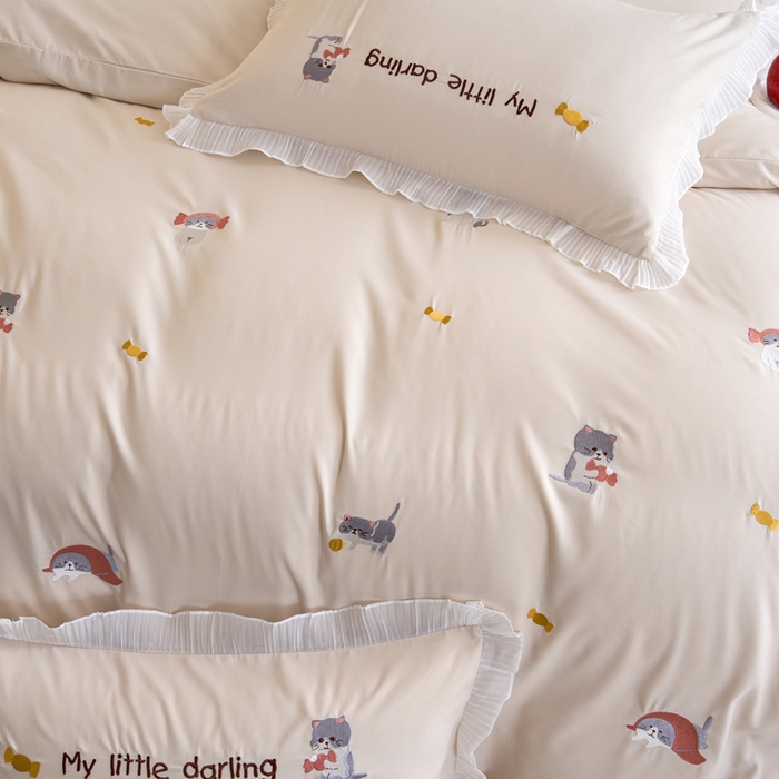 91家纺网 家纺一手货源 找家纺 梧桐家居 2024新款全棉磨毛刺绣四件套-糖果小猫 糖果小猫-米白