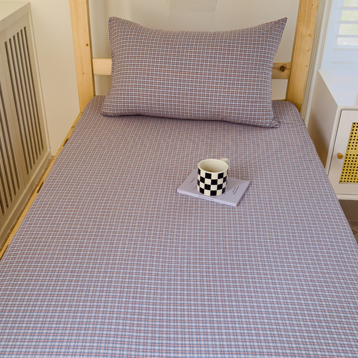 91家纺网 家纺一手货源 找家纺 金丝鸟家纺 2024新款A类全棉色织水洗棉单床笠系列（学生床） 蓝红田格